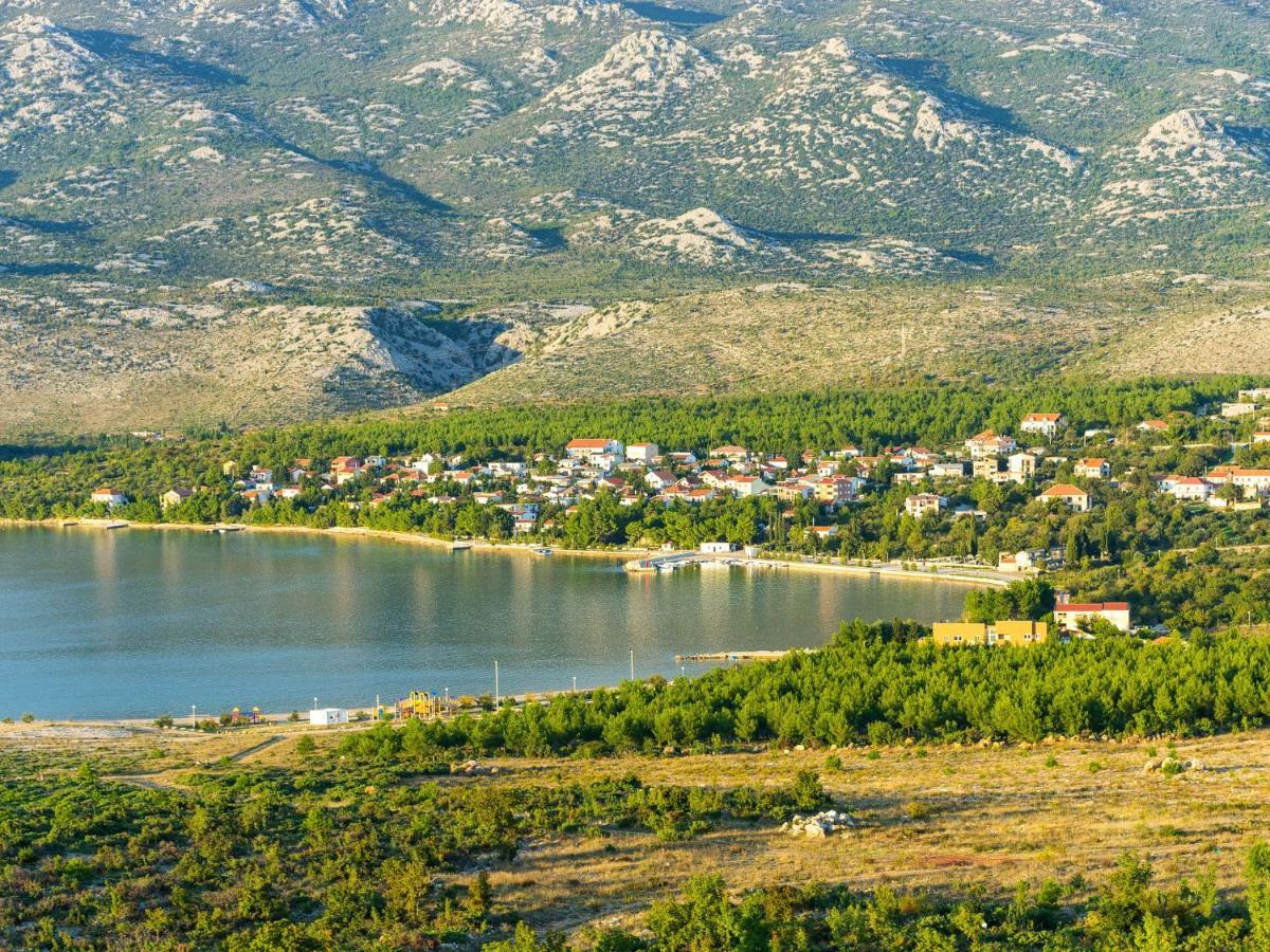 Vacation House Loreta Sveti Rok Екстериор снимка