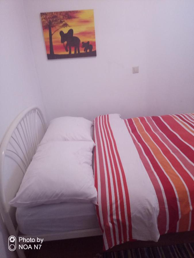 Vacation House Loreta Sveti Rok Екстериор снимка